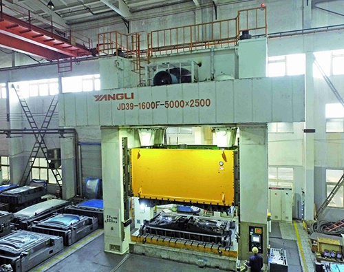 LS4系列閉式四點(diǎn)多連桿壓力機(jī) LS4系列閉式四點(diǎn)多連桿壓力機(jī) 了解產(chǎn)品 TE4系列閉式四點(diǎn)多工位壓力機(jī) TE4系列閉式四點(diǎn)多工位壓力機(jī) 了解產(chǎn)品 TL4系列閉式四點(diǎn)多連桿多工位壓力機(jī) TL4系列閉式四點(diǎn)多連桿多工位壓力機(jī) 了解產(chǎn)品 J39系列閉式四點(diǎn)壓力機(jī) J39系列閉式四點(diǎn)壓力機(jī)