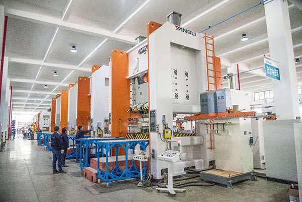 門式壓力機(jī)